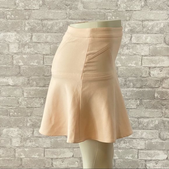 SOLD | 🔥SALE🔥 Club Monaco Cream Circle Skater Lined Skirt - Picture 2 of 15
